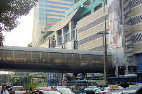 MBK to Siam Square Bridge